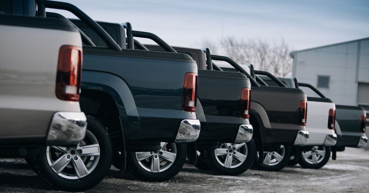 Comparing the Benefits of Diesel Trucks vs. Gas Trucks Comparing the Benefits of Diesel Trucks vs. Gas Trucks