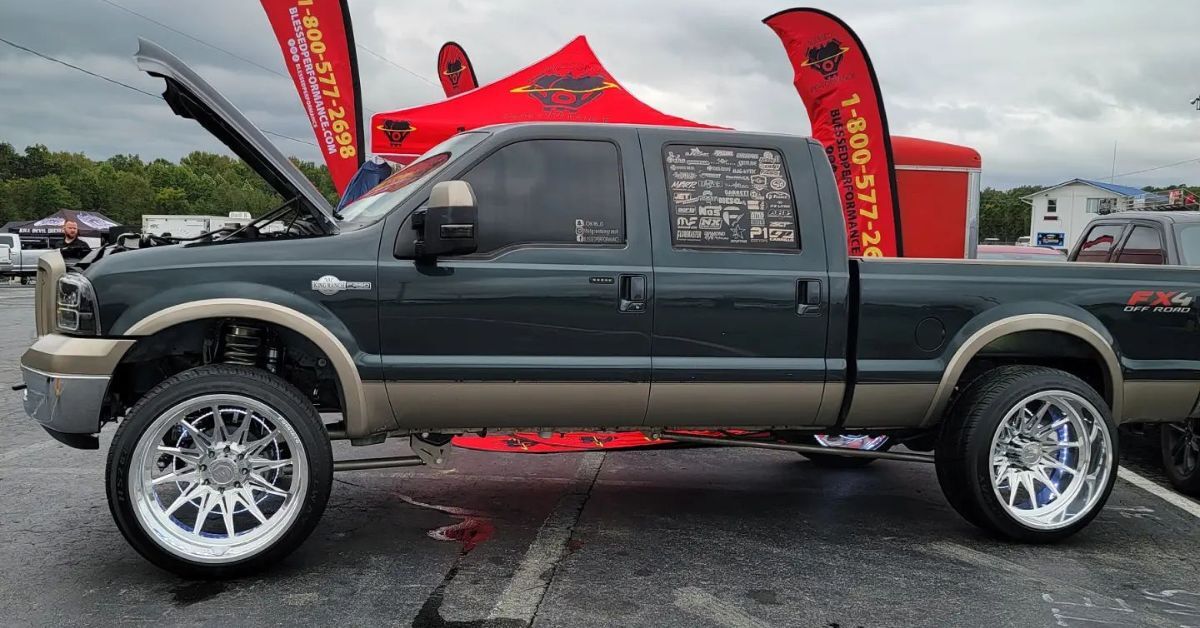 How Does a Fuel Rail Pressure Sensor Work? How Does a Fuel Rail Pressure Sensor Work?